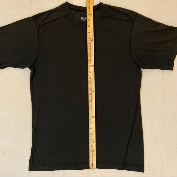 Columbia GRT sportswear active gym shirt sz M - Picture 2 of 12